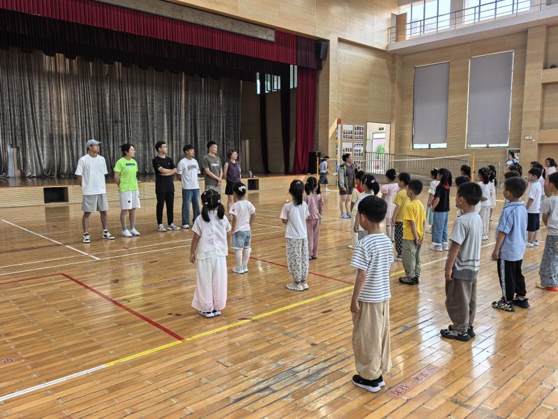 胡老师上课1.jpg